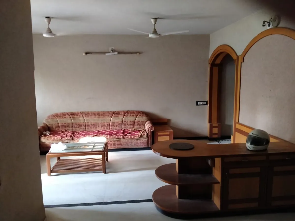 Flat for Sale in Krishna Tower, Satellite, Ahmedabad