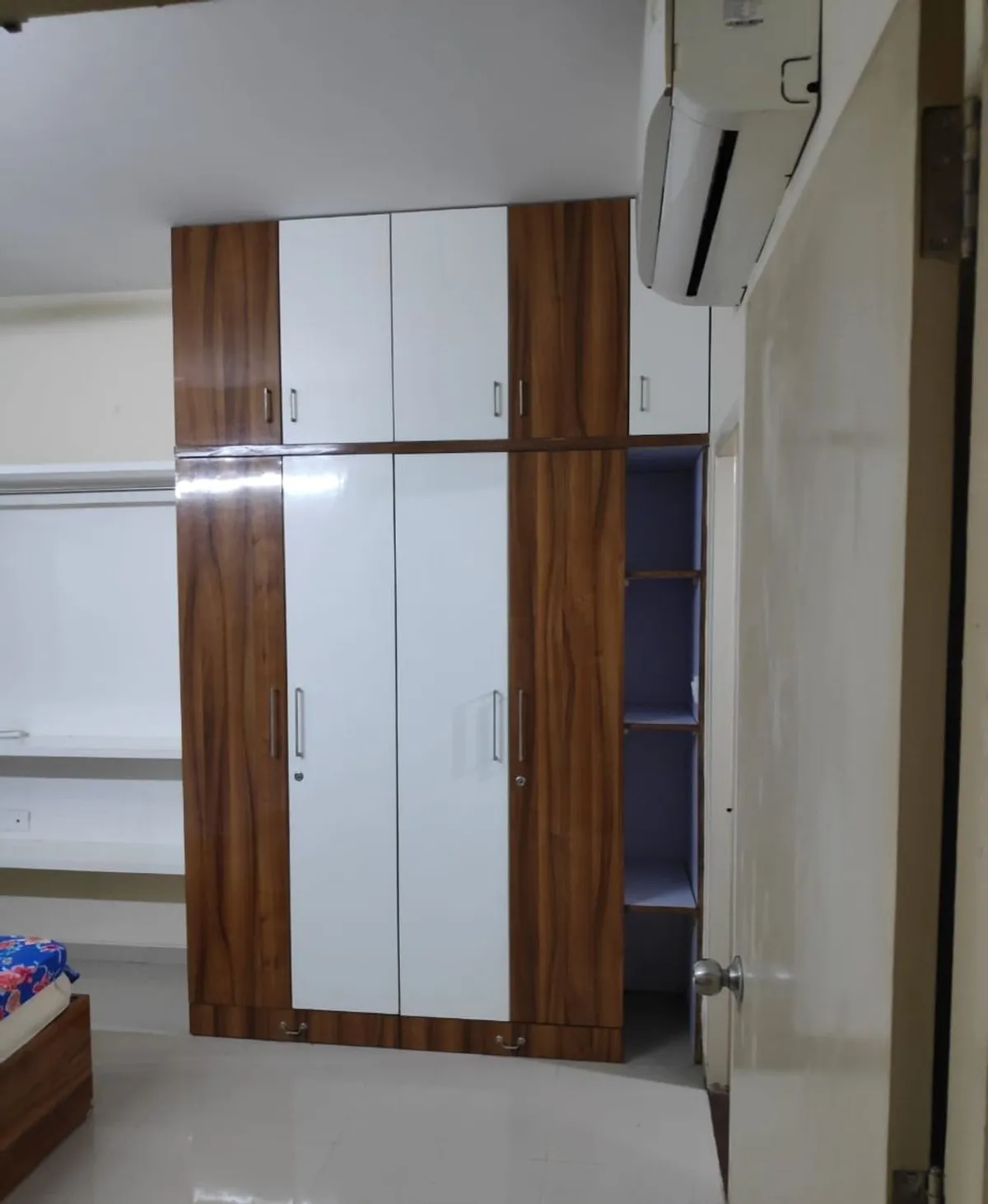 Savvy Strata - Photo 3