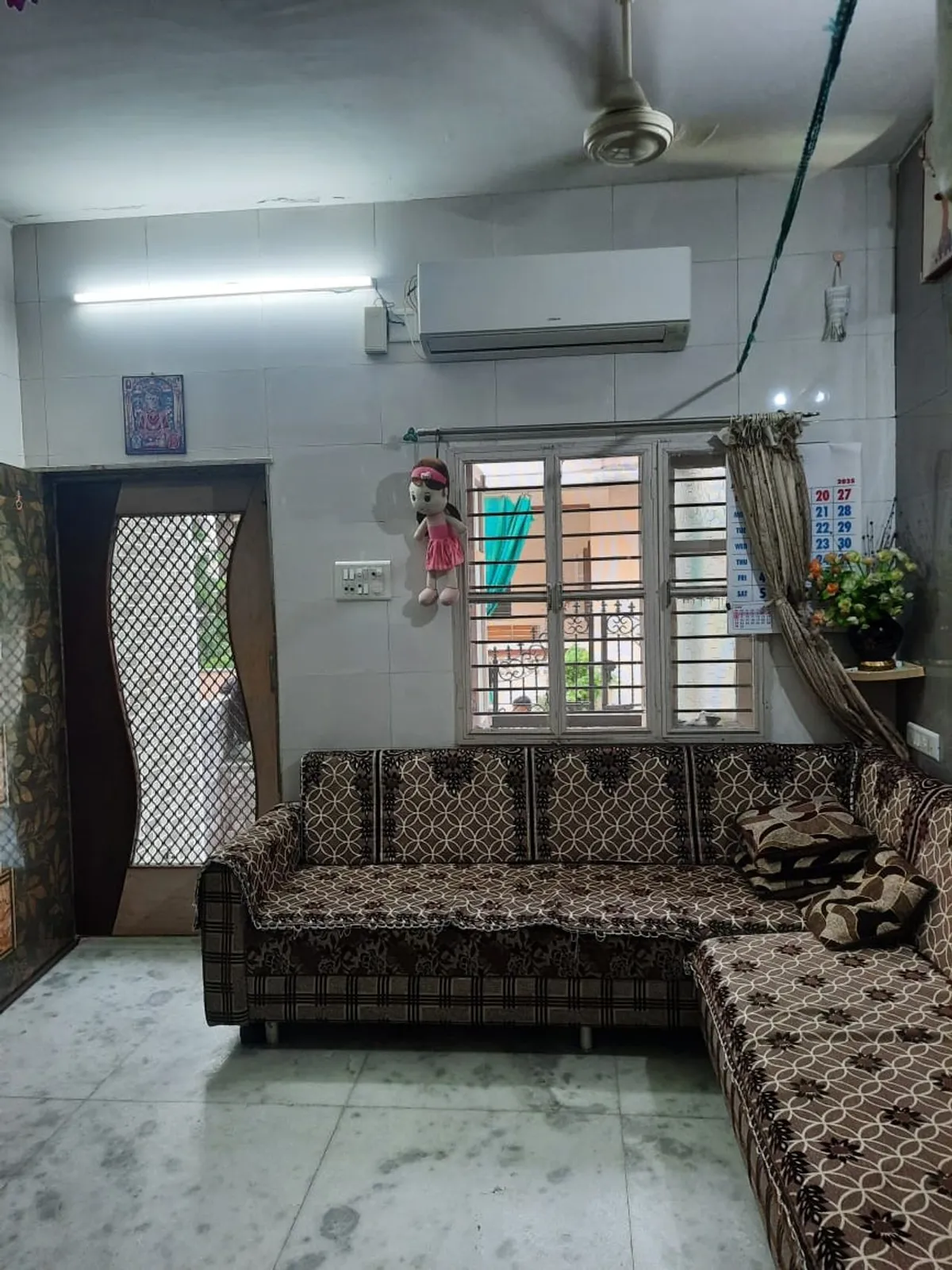 Fully furnished Flat for Sale in Swastik Bunglows-1, Ghatlodia, Ahmedabad