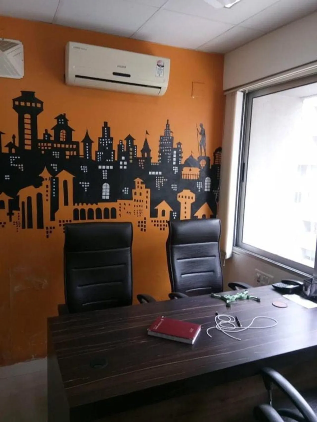 Titanium city centre - Photo 2