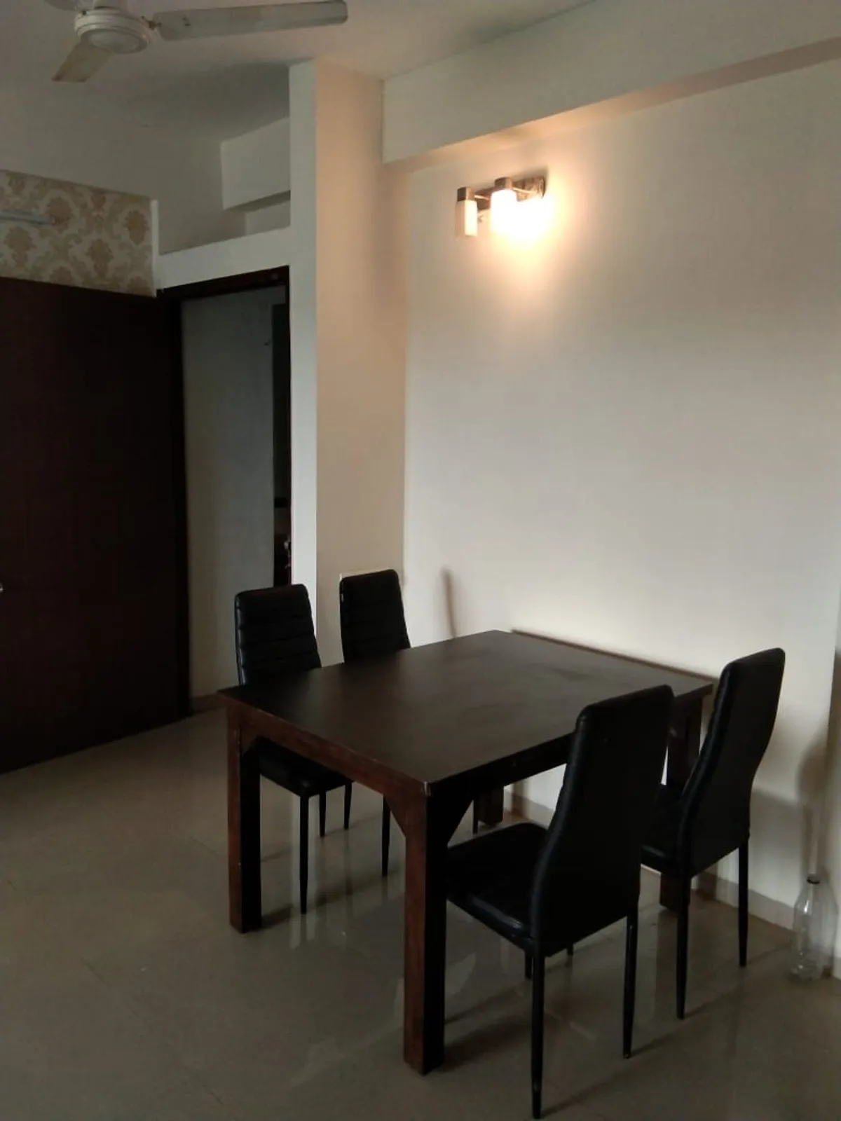 Fully furnished Flat for Rent in Parshwanath Metrocity, Chandkheda, Ahmedabad
