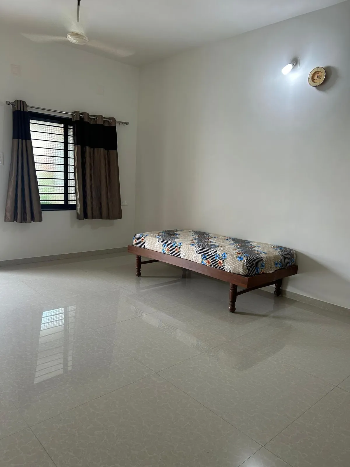 Bungalow for Sale in Swami Abhinandan Society, Memnagar, Ahmedabad
