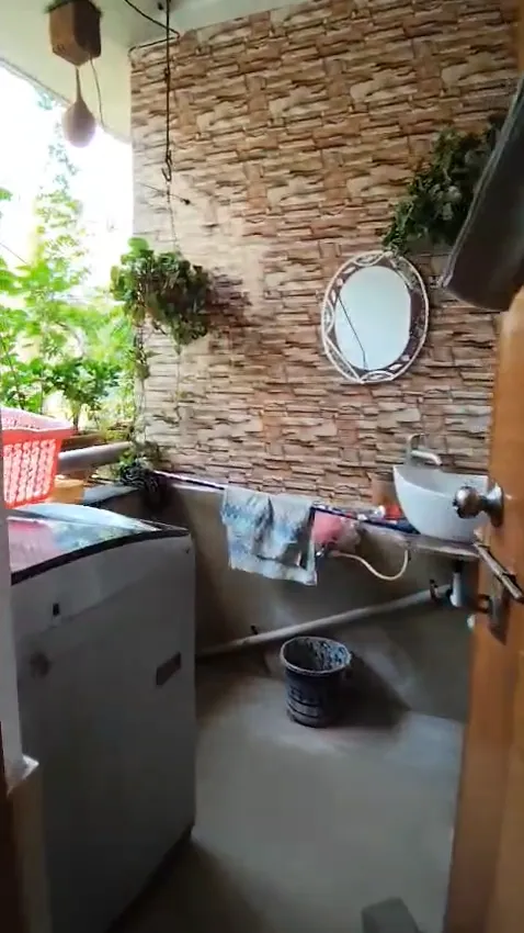 Sepal Elegant 4 - Photo 2