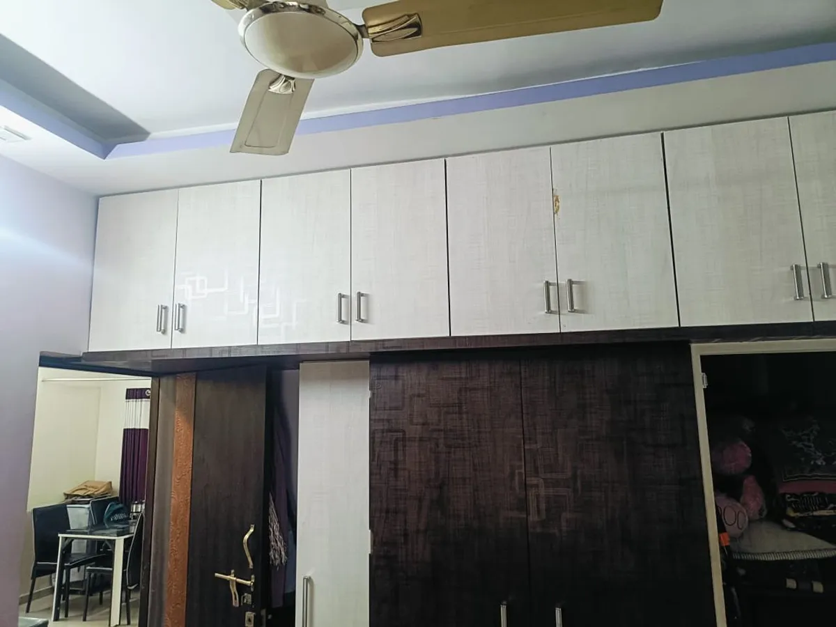 Fully furnished Flat for Sale in Shri Hari Arjun, Ghatlodia, Ahmedabad
