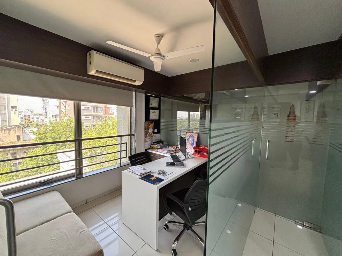 Fully furnished Office for Sale in Commerce Six Complex, Navrangpura, Ahmedabad