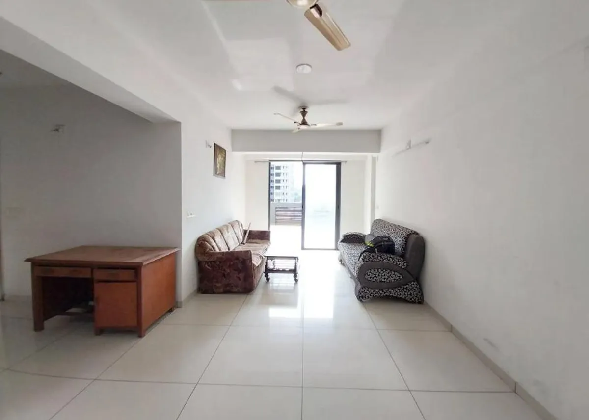 Penthouse for Sale in Satyamev Royal 3, Chandkheda, Ahmedabad