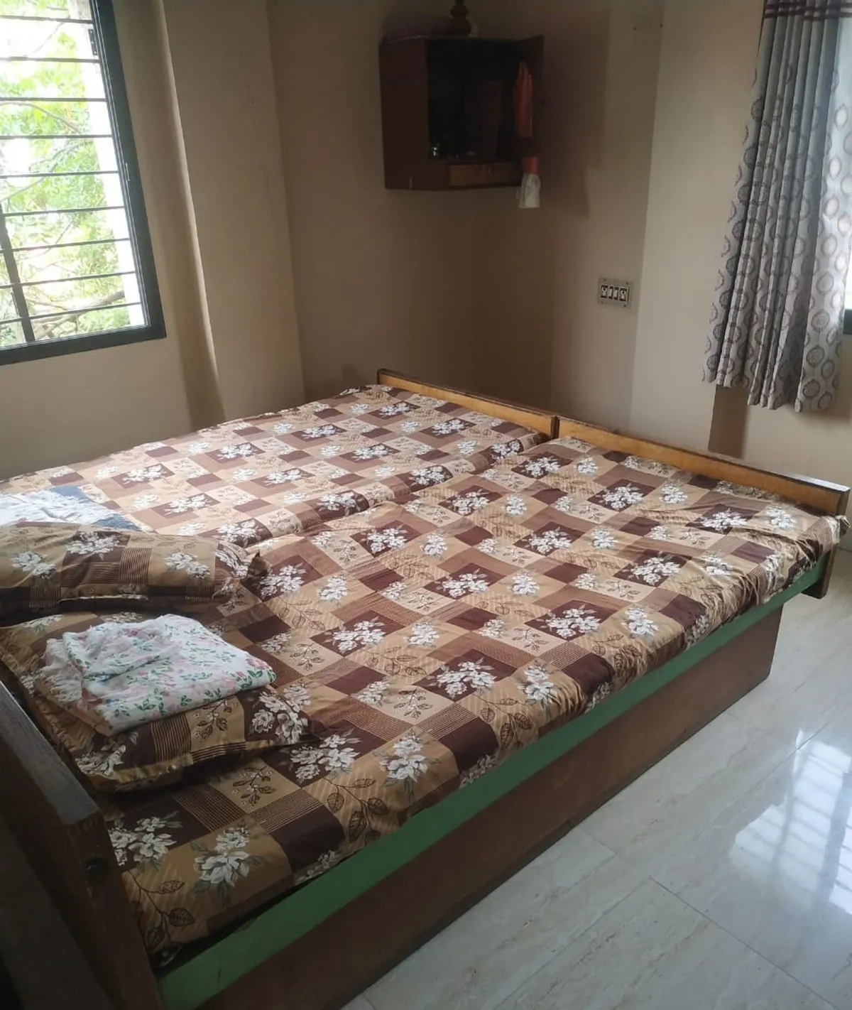 Fully furnished Flat for Sale in Mitraj Apartment, Paldi, Ahmedabad