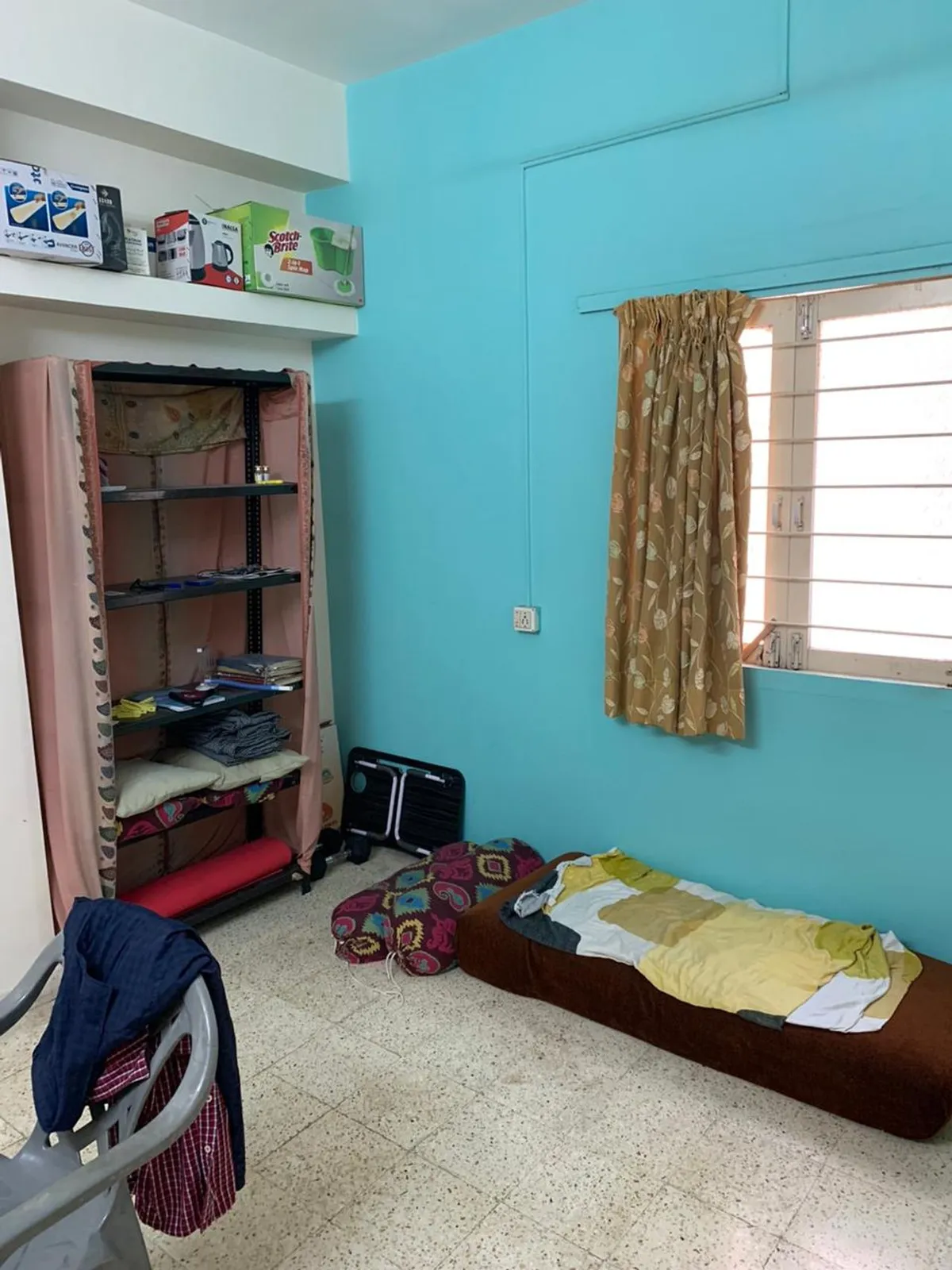 Fully furnished Flat for Sale in Sagun Plaza, Vastrapur, Ahmedabad