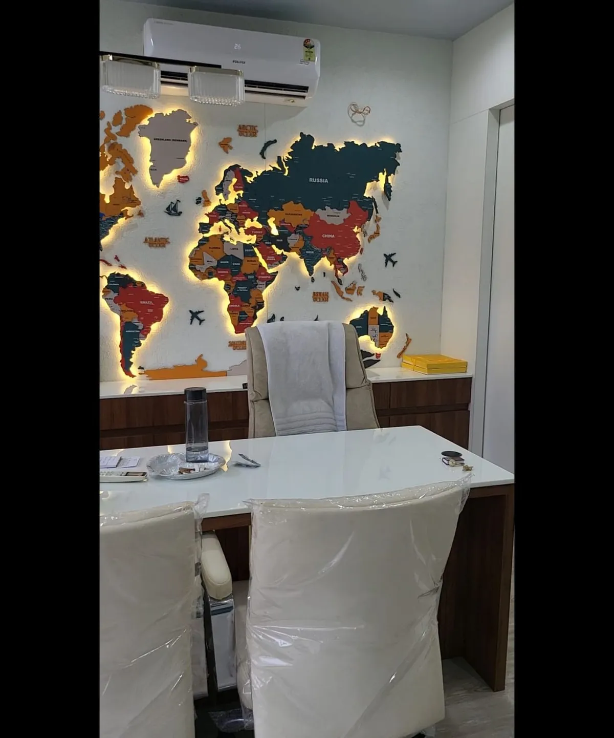 Fully furnished Office for Sale in Ratnanjali Square, Jodhpur, Ahmedabad