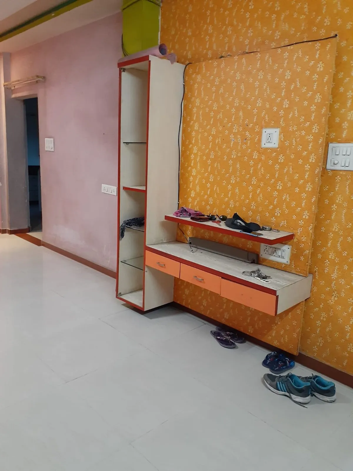 Fully furnished Flat for Sale in Neeldhara Apartment, Nava Vadaj, Ahmedabad