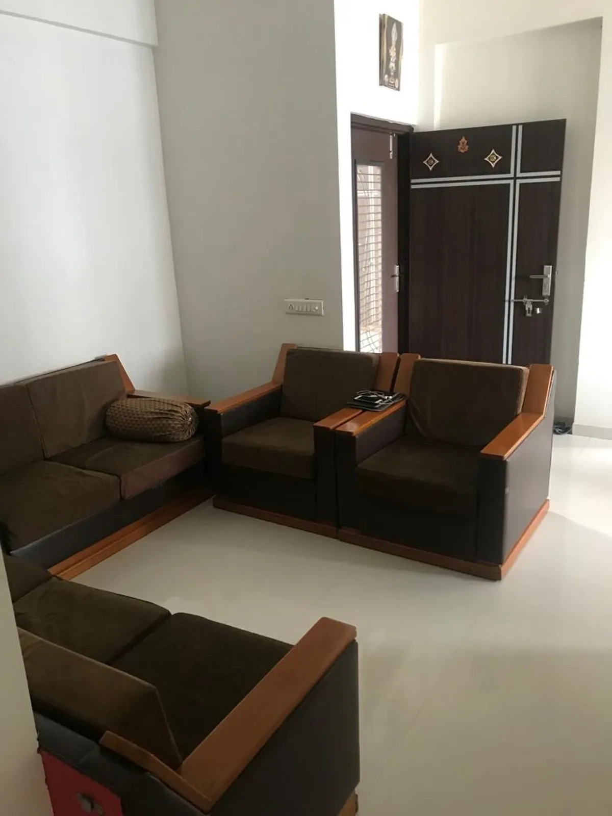 Flat for Sale in Silver Pearl, Chanakyapuri, Ahmedabad