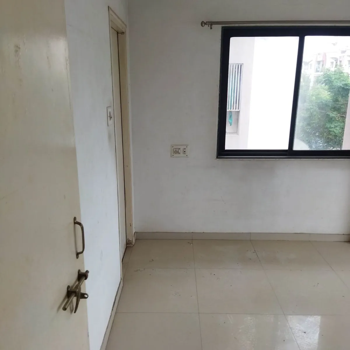 Flat for Rent in Swati Residency 4, Chandkheda, Ahmedabad