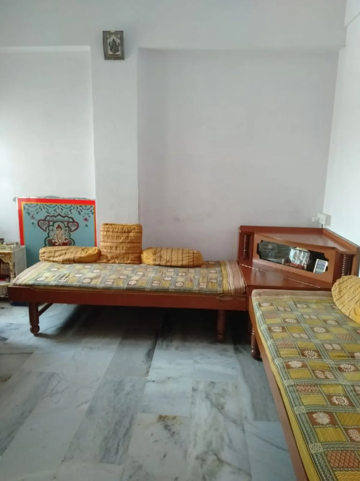 Fully furnished Flat for Sale in Darshan Complex, Ghatlodia, Ahmedabad