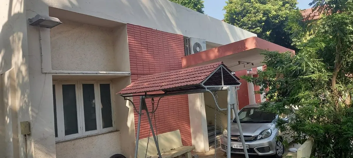 Fully furnished Flat for Sale in Tolak Nagar Society, Paldi, Ahmedabad