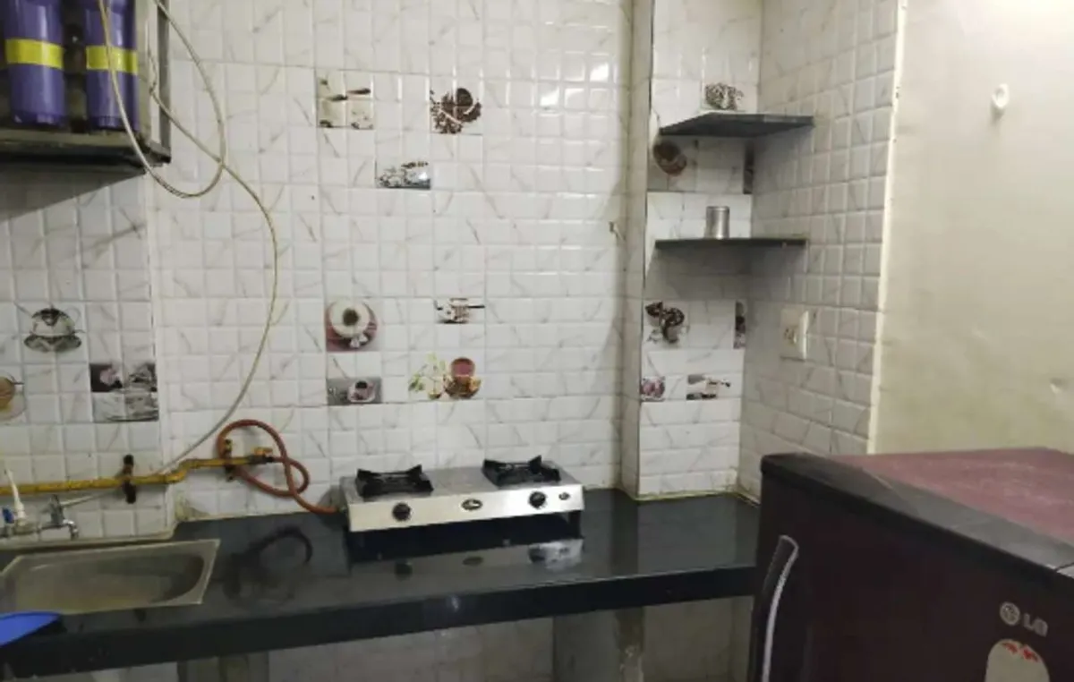 Fully furnished Flat for Sale in Shubh Darshan Appartment, Satellite, Ahmedabad