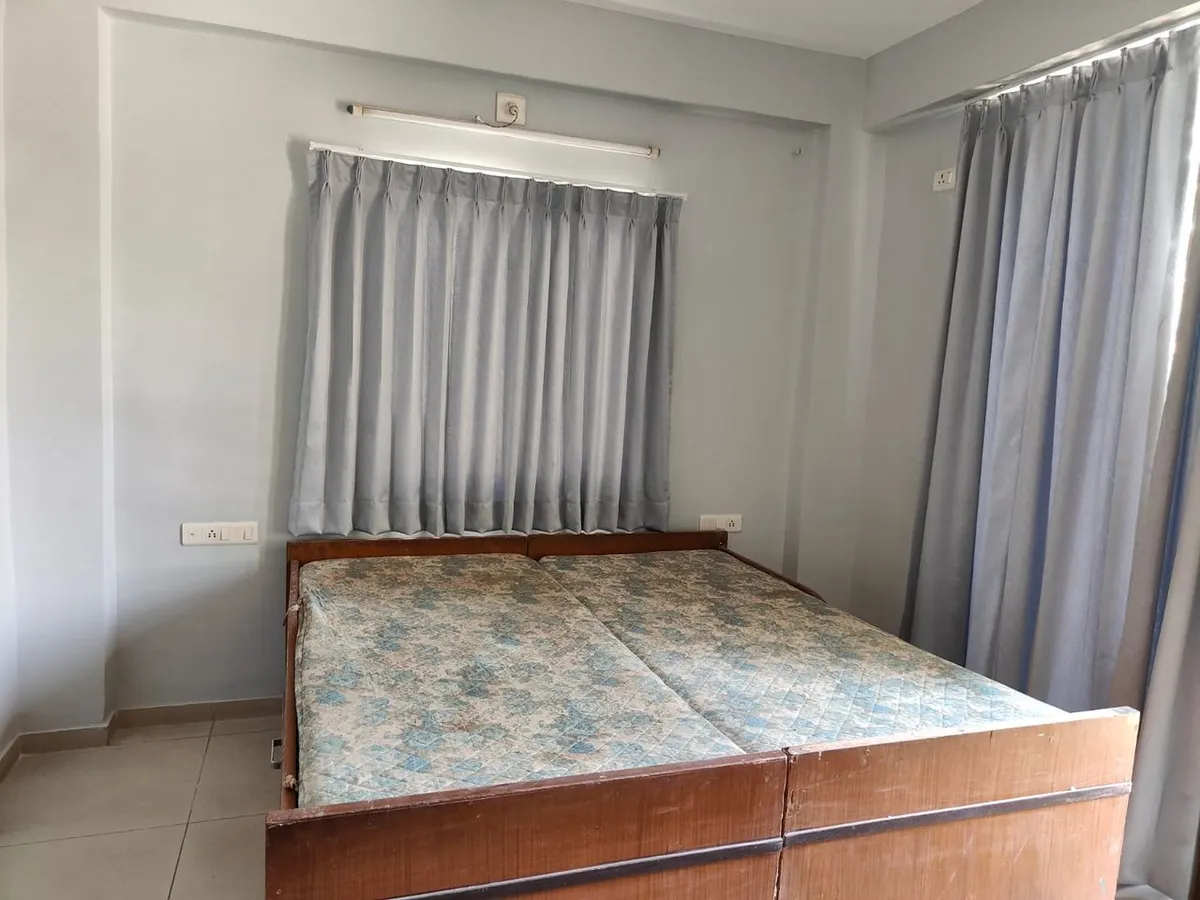 Flat for Sale in Pratishtha 26, Paldi, Ahmedabad