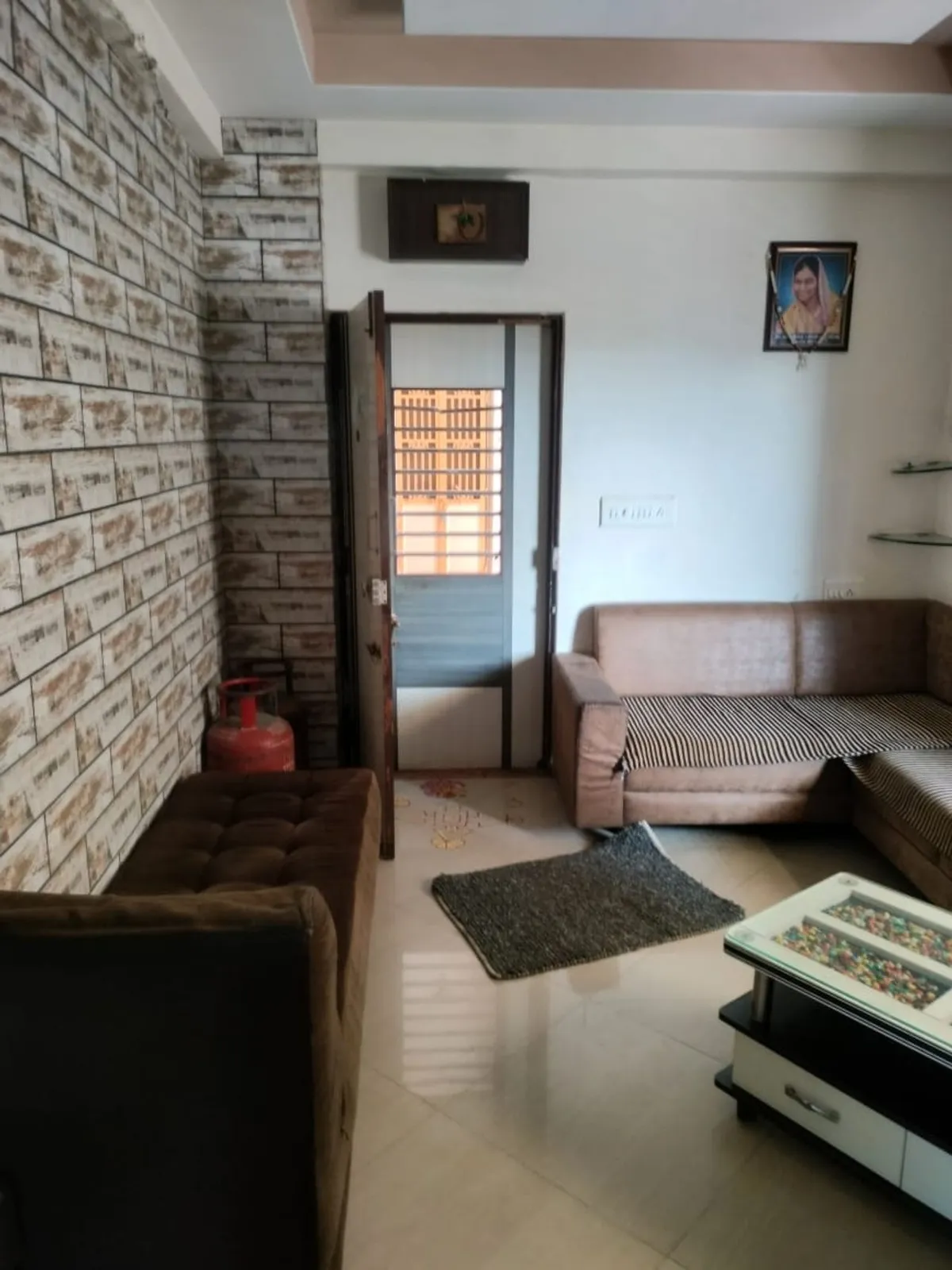 Fully furnished Flat for Rent in Sahjanand Residency, Memnagar, Ahmedabad
