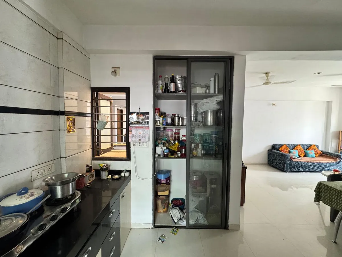 Flat for Sale in Parmeshwar-8, Chandkheda, Ahmedabad