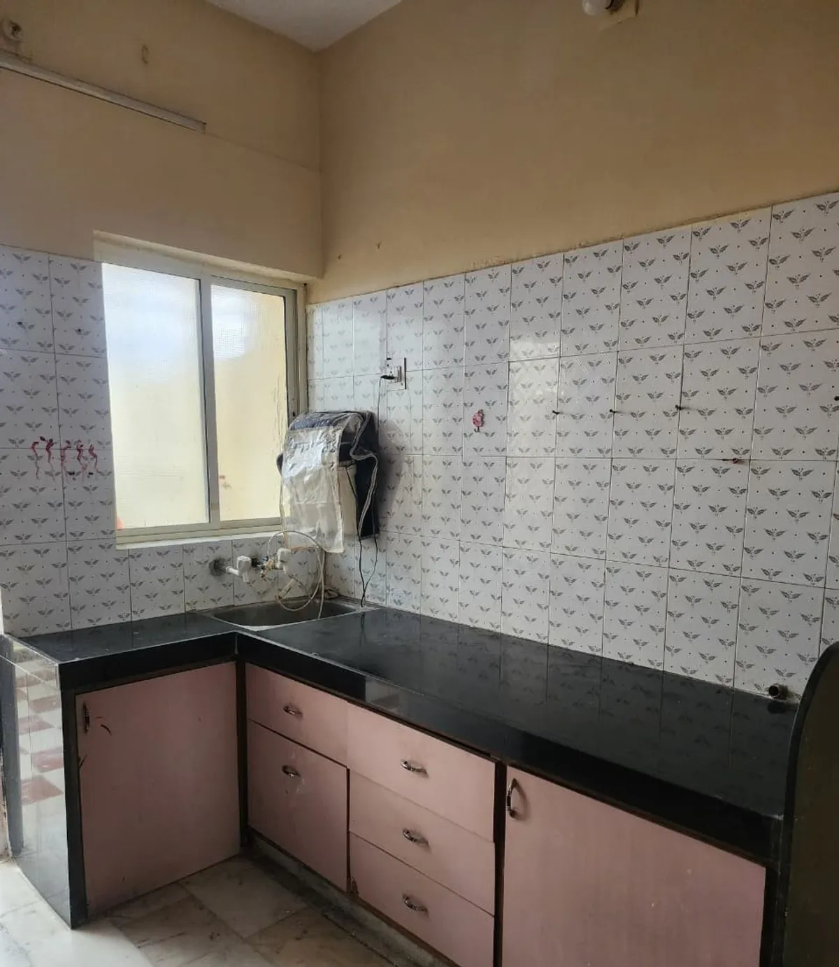 Flat for Sale in Soham Rowhouse, Thaltej, Ahmedabad