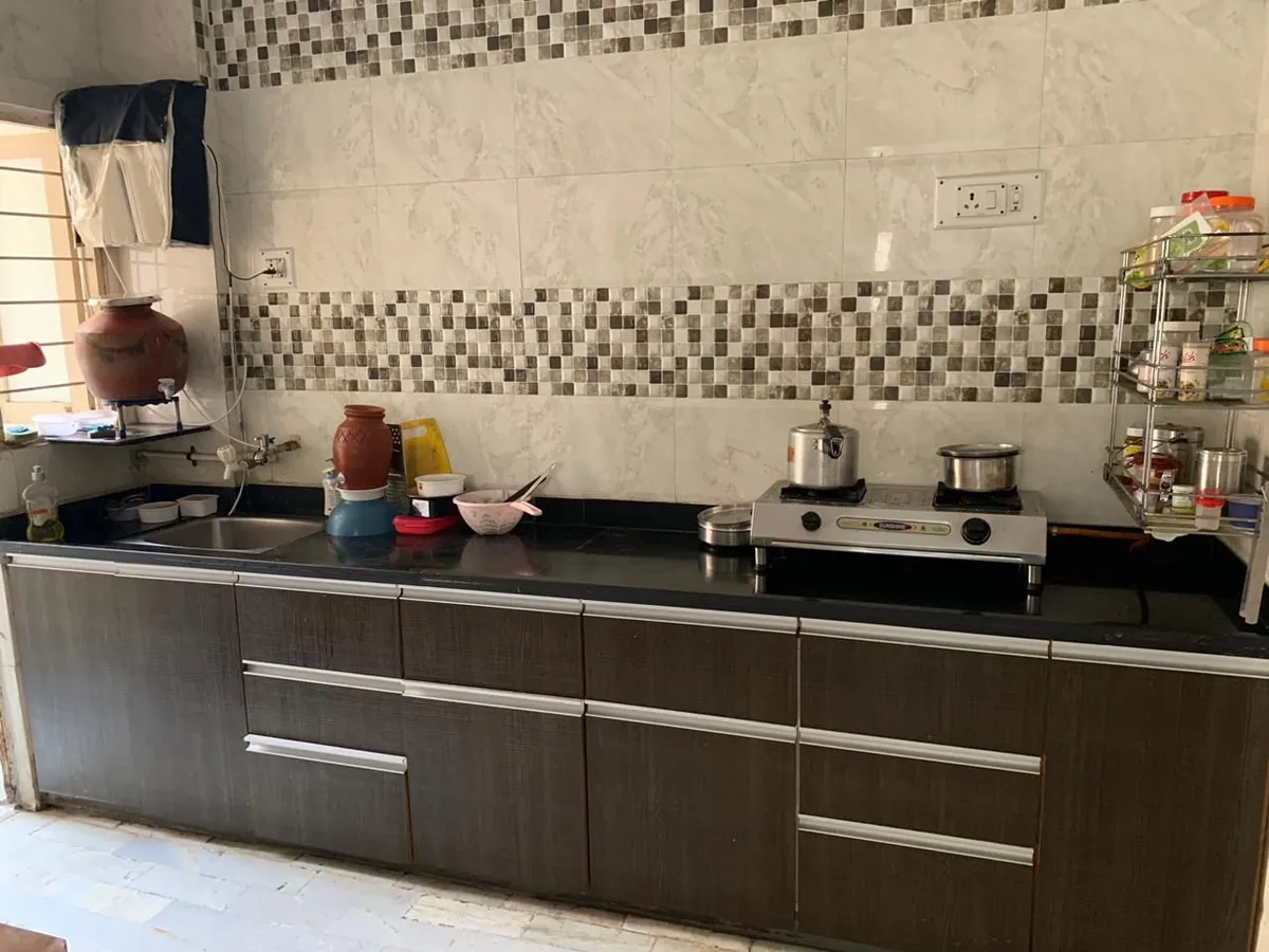 Fully furnished Flat for Sale in Sagun Plaza, Vastrapur, Ahmedabad