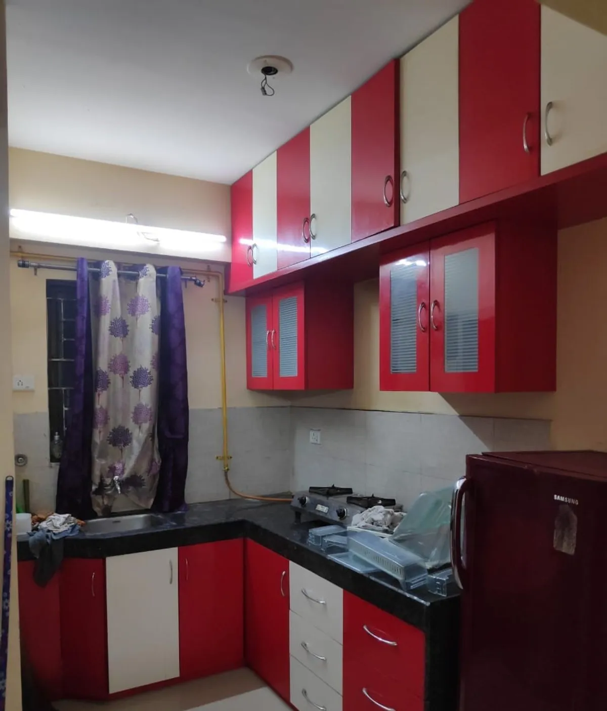 Savvy Strata - Photo 2