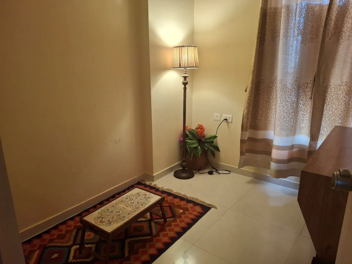 Fully furnished Flat for Sale in Yash Arian, Memnagar, Ahmedabad