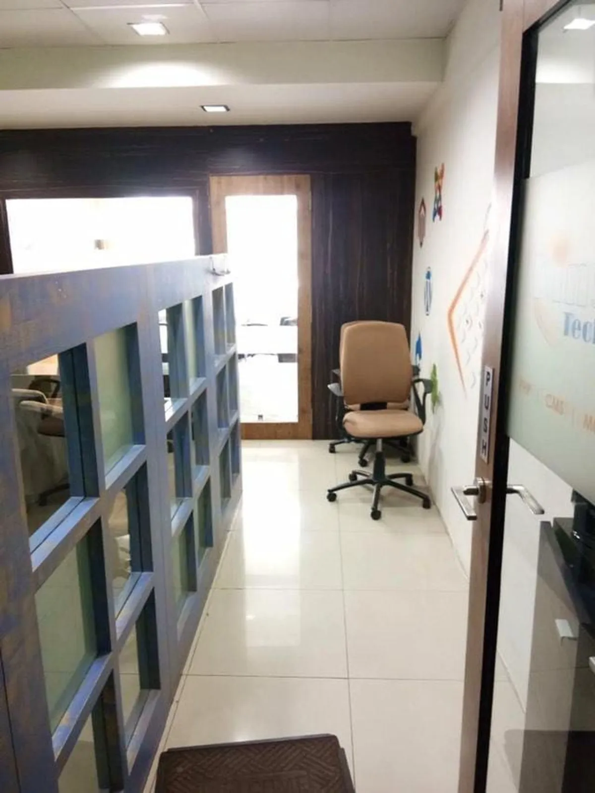 Titanium city centre - Photo 3