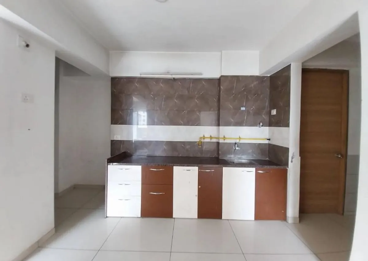 Penthouse for Sale in Satyamev Royal 3, Chandkheda, Ahmedabad