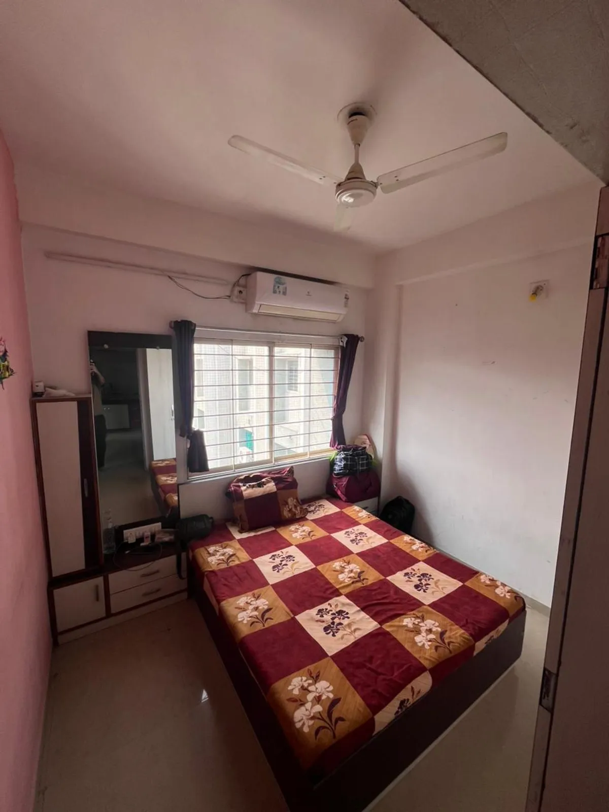 Fully furnished Flat for Rent in Ishan Residency, Chandkheda, Ahmedabad