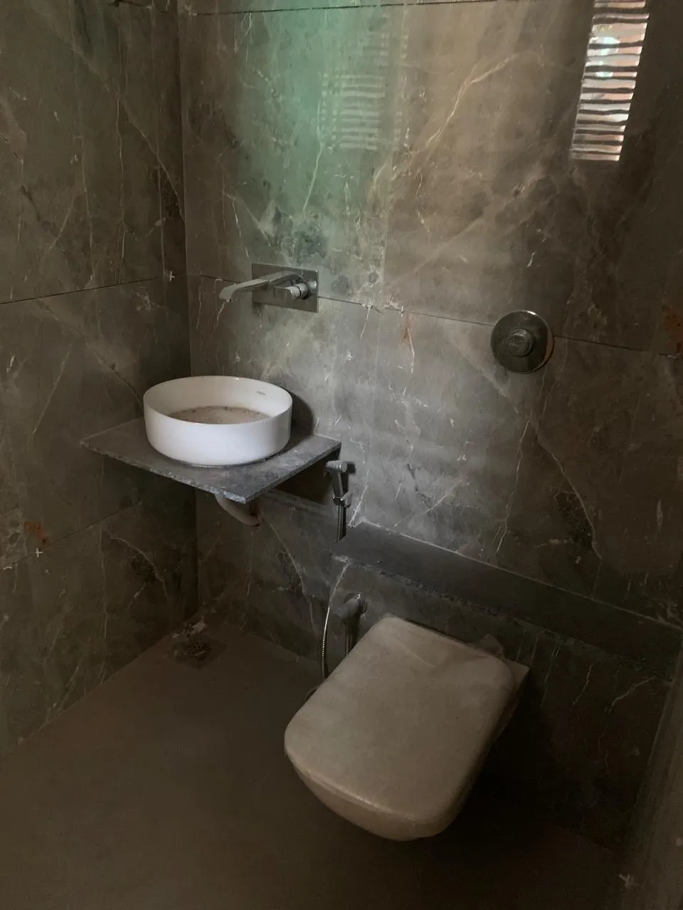 3 BHK Flat for Rent in Vitthal Shivalay , Chandkheda, Ahmedabad - image 3