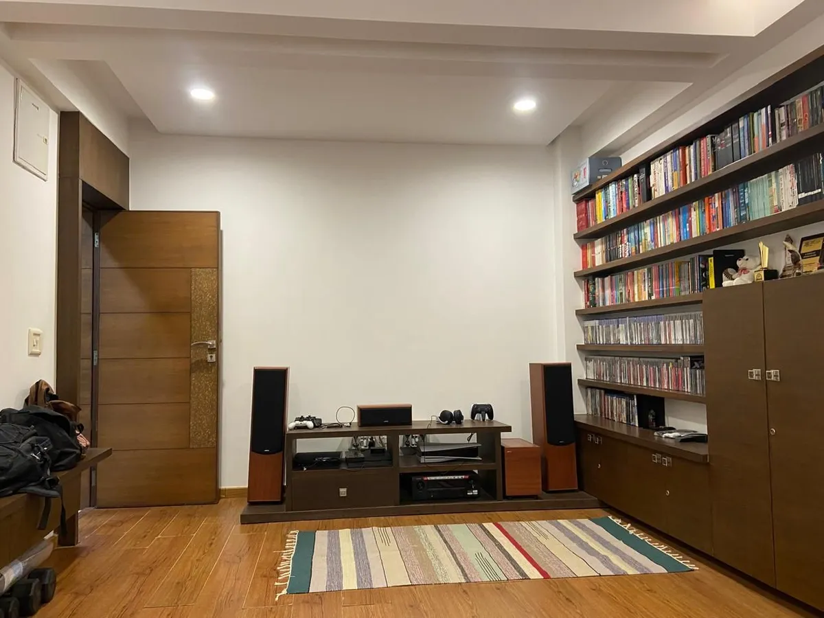 Fully furnished Flat for Sale in Arya 2, Ambawadi, Ahmedabad