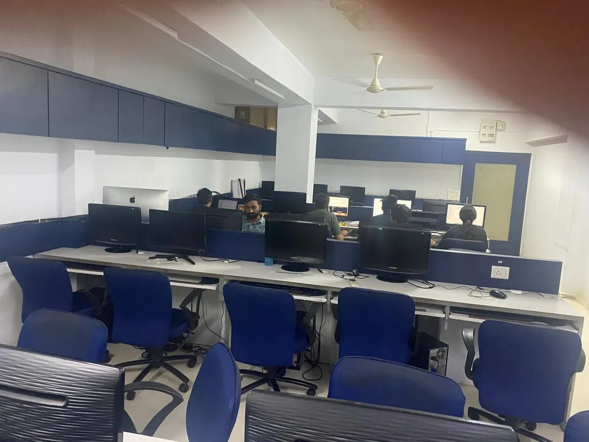 Shukan Business Center - Photo 1