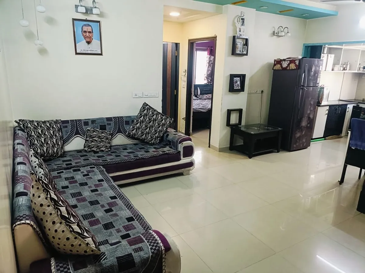 Fully furnished Flat for Sale in Shri Hari Arjun, Ghatlodia, Ahmedabad