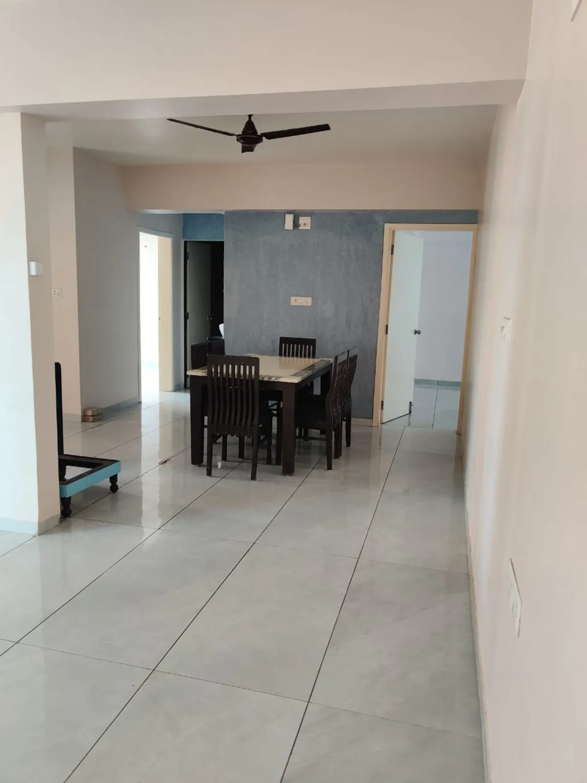 Flat for Rent in Skywalk Mangalam, Zundal, Ahmedabad