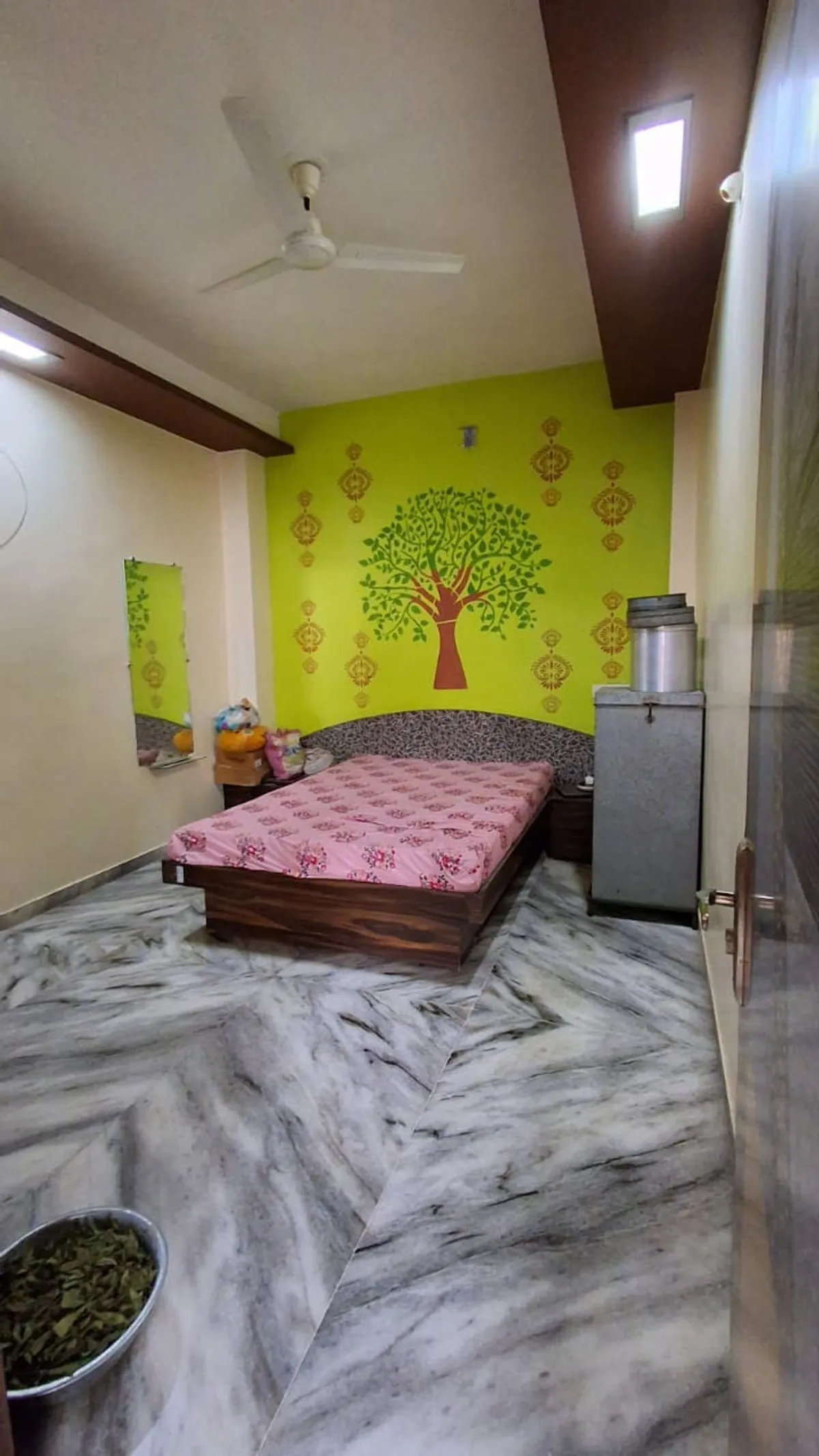 Fully furnished Tenement for Sale in Gujrat Housing Board, Chandkheda, Ahmedabad