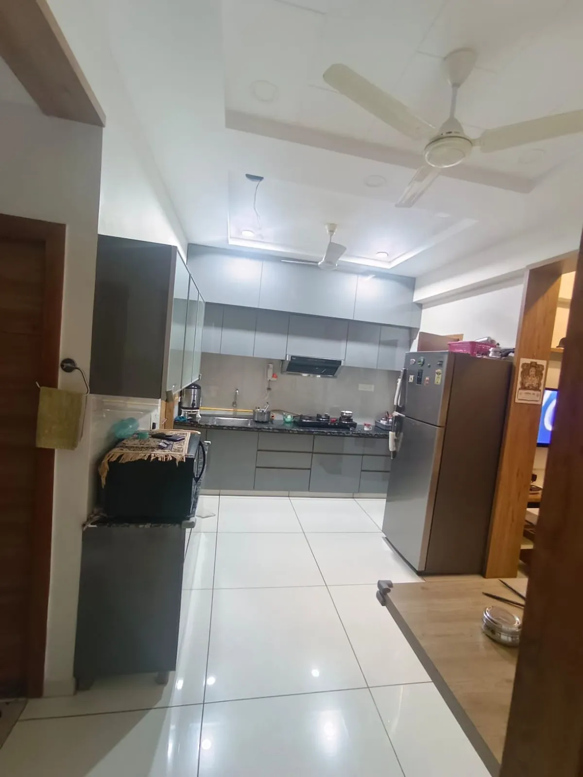 Flat for Sale in Spandan Heights, Tragad, Ahmedabad