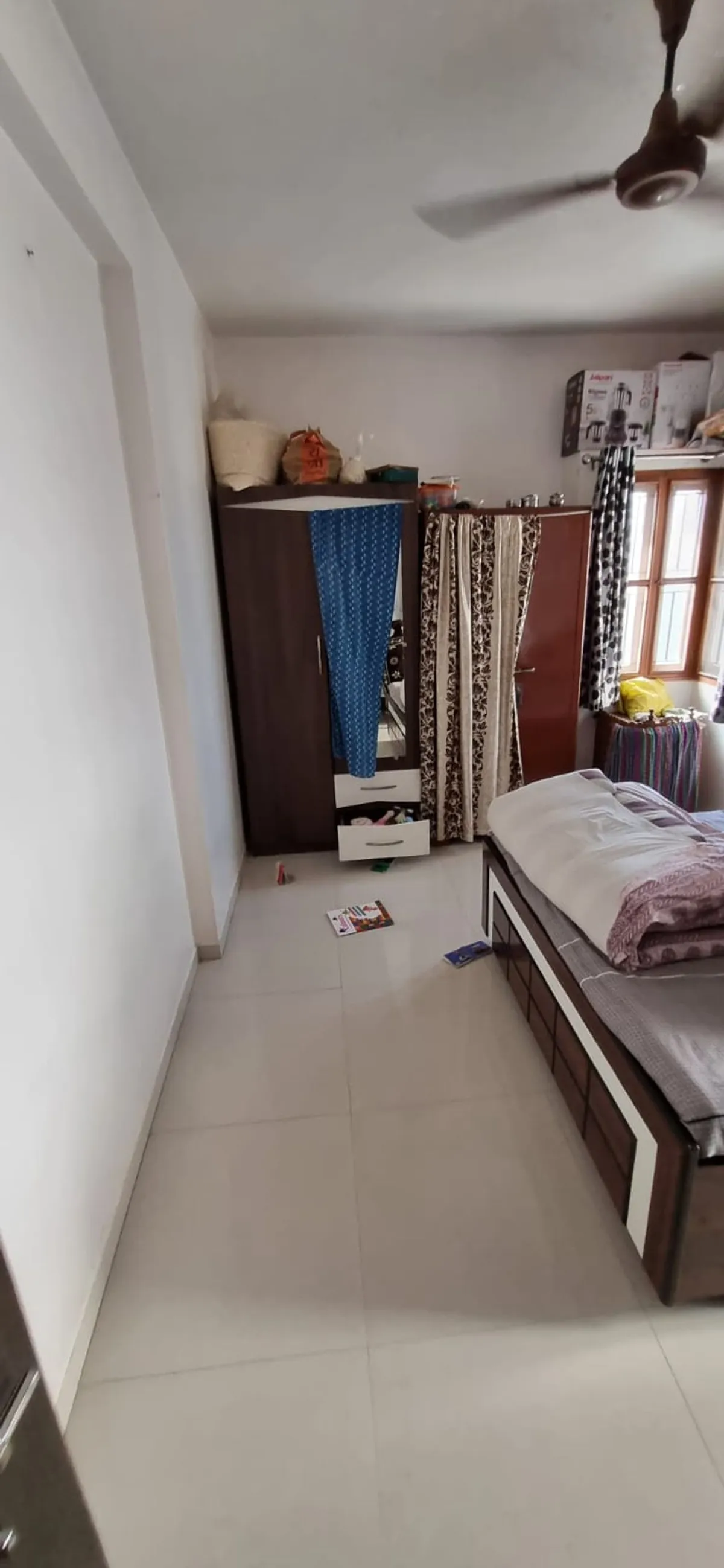 Flat for Sale in Manthan Apartment, Sola, Ahmedabad