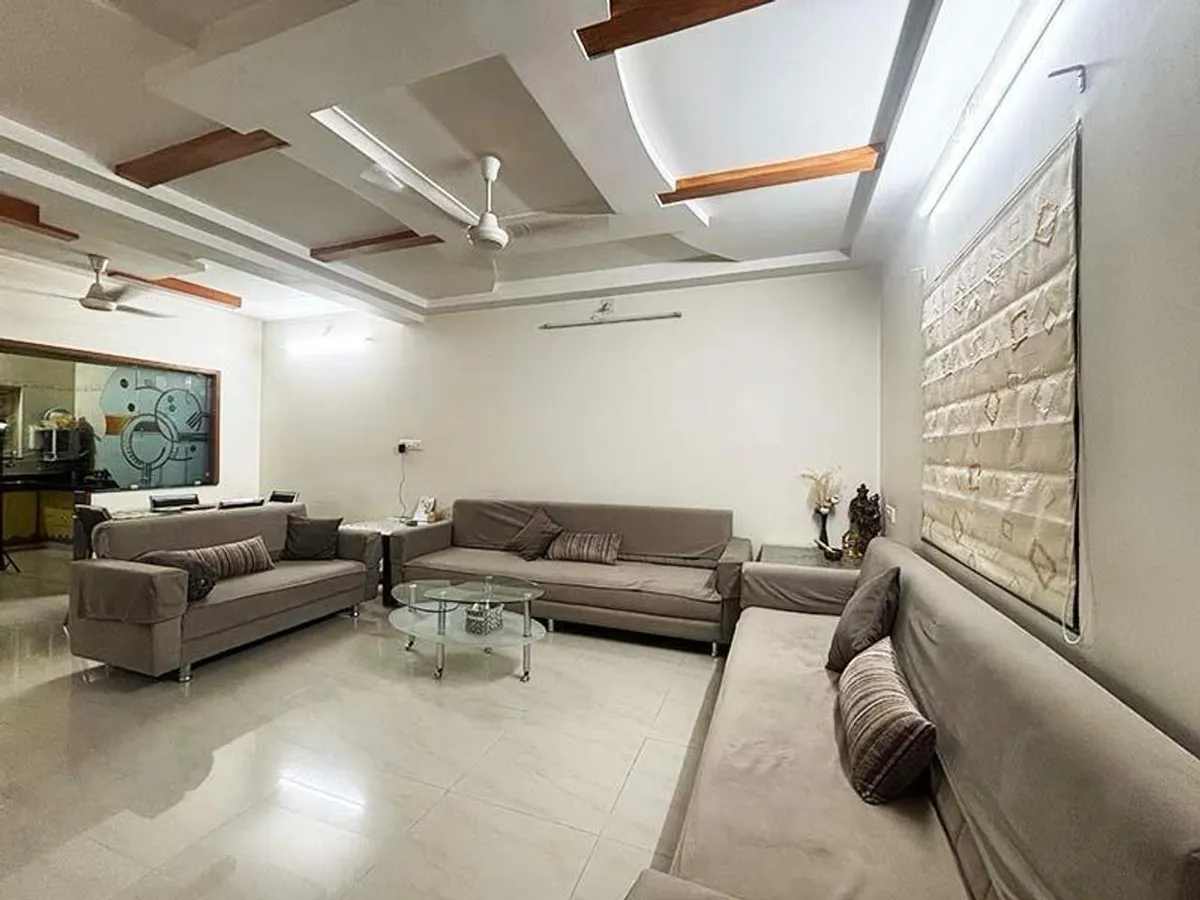 Fully furnished Bungalow for Sale in Sun Residency, Thaltej, Ahmedabad