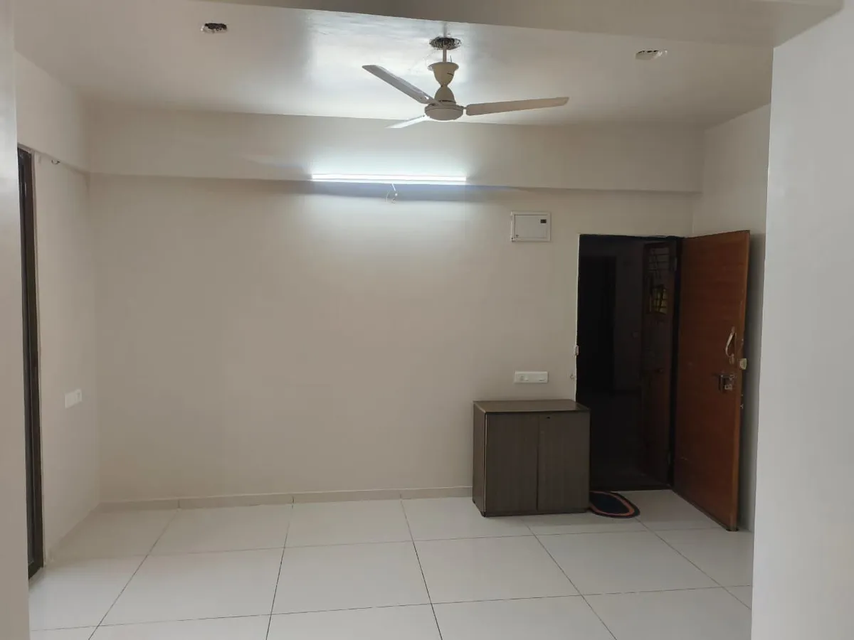 Flat for Sale in Kesar Alanta, Gota, Ahmedabad