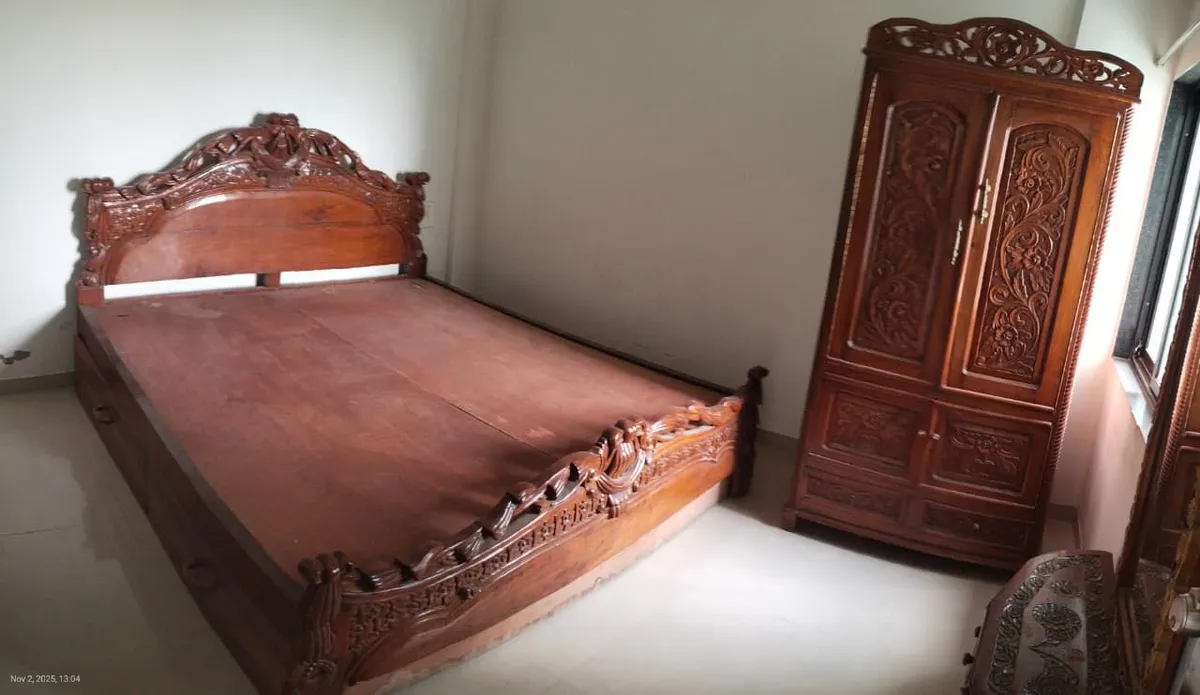 Fully furnished Flat for Sale in Unique Essenza, Sola, Ahmedabad