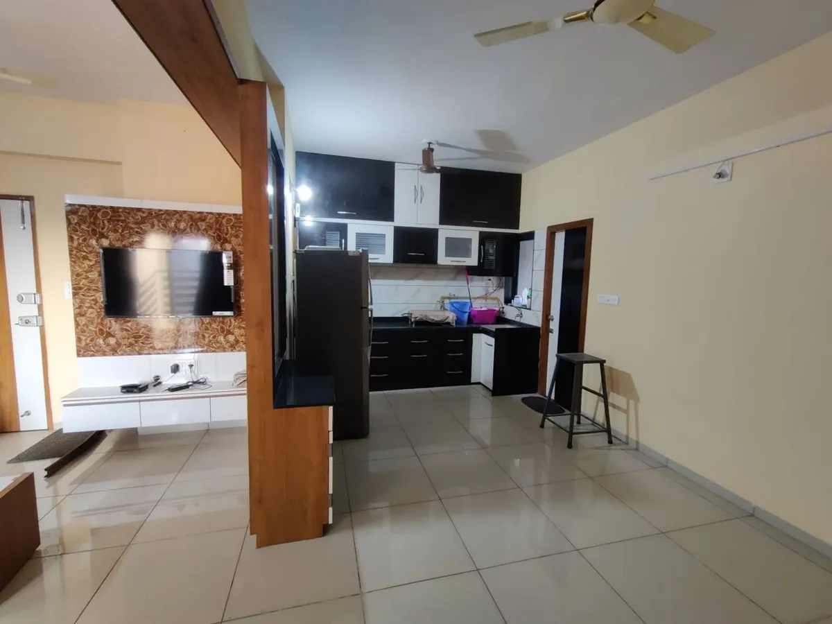 Fully furnished Flat for Sale in Sanidhya Royal, Chandkheda, Ahmedabad