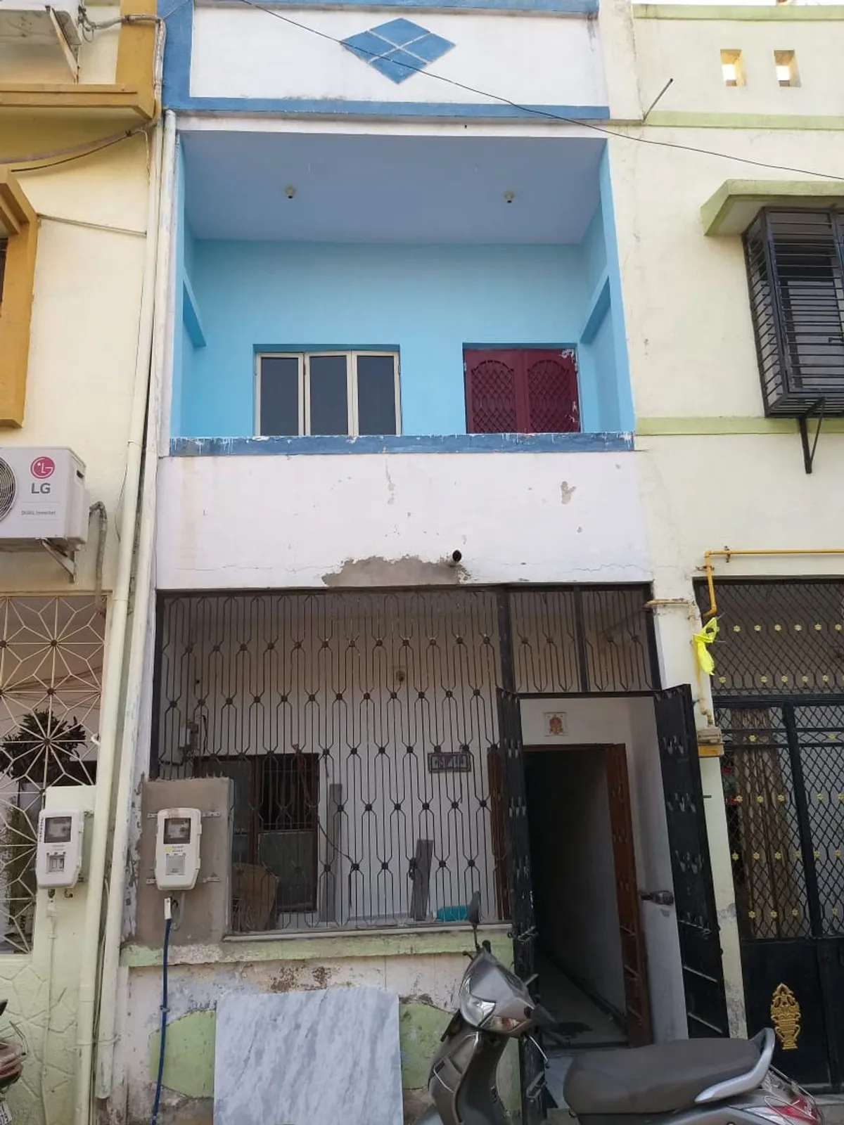 Fully furnished Flat for Rent in Purushottam Park Society, Chandkheda, Ahmedabad