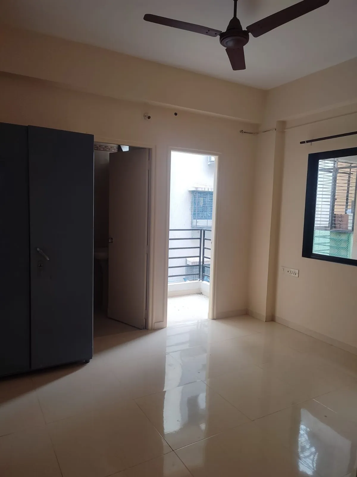 Flat for Sale in Sahjanand Homes, New Ranip, Ahmedabad